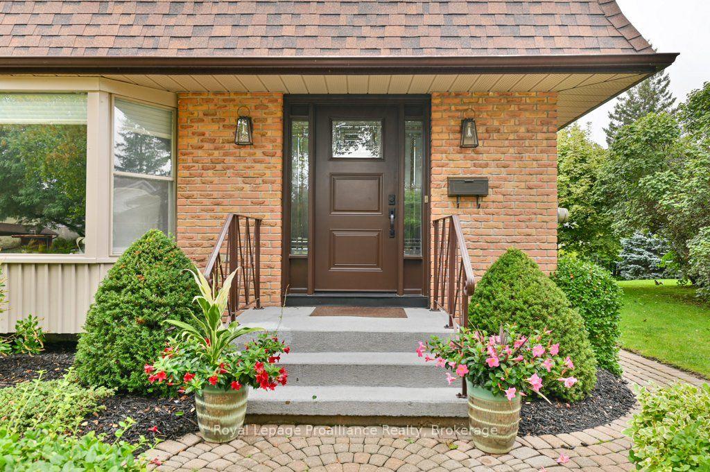 Photo 7 of 18 Conger Place, Belleville, Belleville Ward — HOMEH