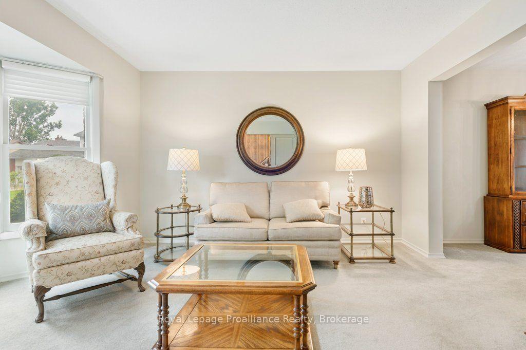Photo 9 of 18 Conger Place, Belleville, Belleville Ward — HOMEH
