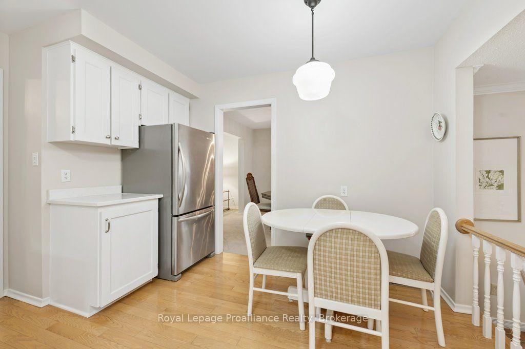 Photo 19 of 18 Conger Place, Belleville, Belleville Ward — HOMEH