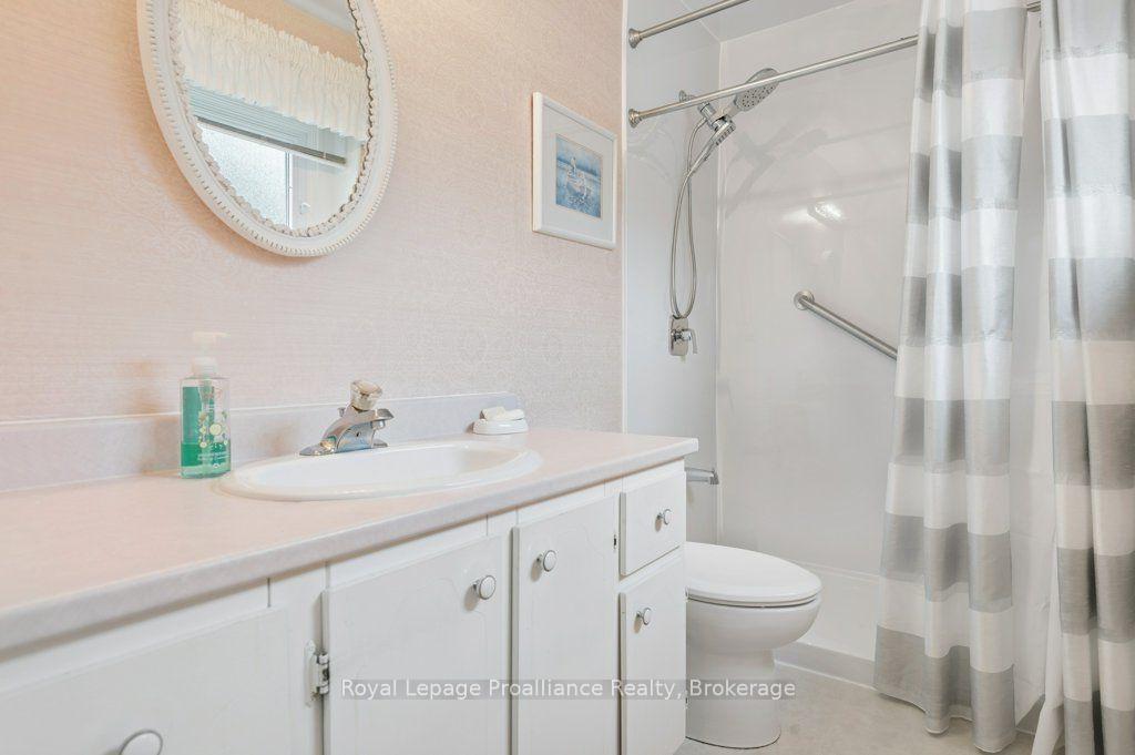 Photo 25 of 18 Conger Place, Belleville, Belleville Ward — HOMEH