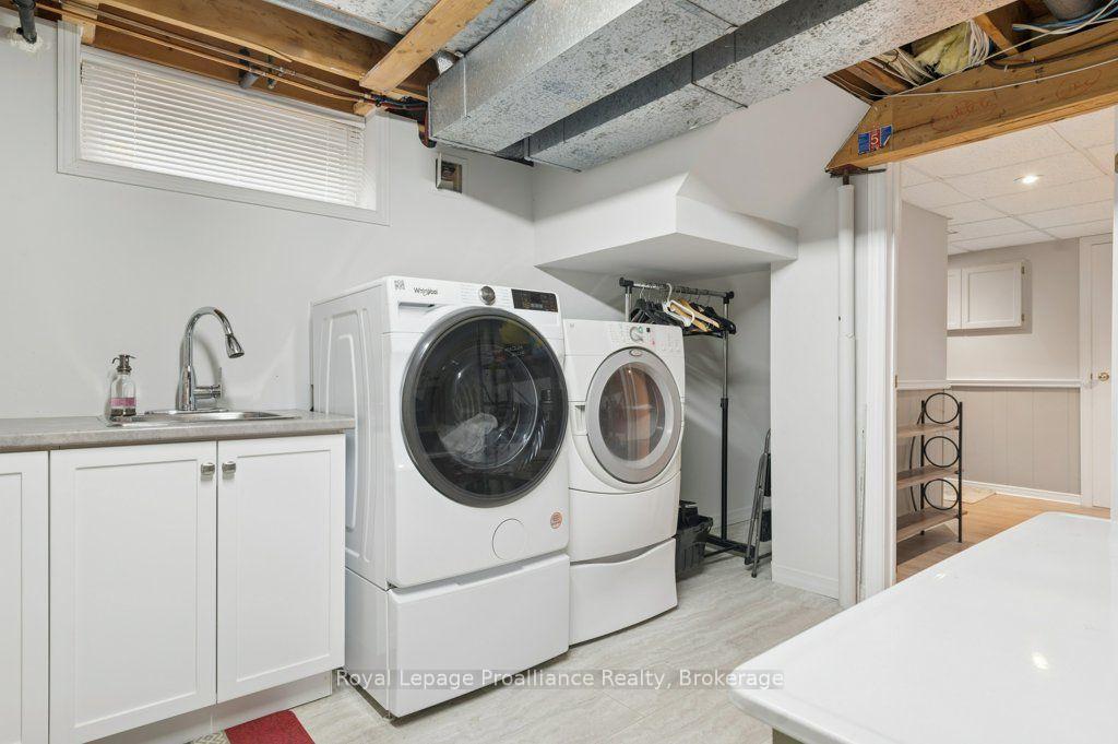 Photo 35 of 18 Conger Place, Belleville, Belleville Ward — HOMEH