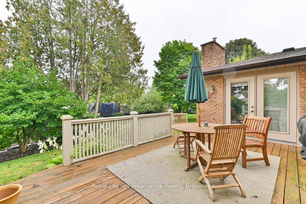 Photo 38 of 18 Conger Place, Belleville, Belleville Ward — HOMEH