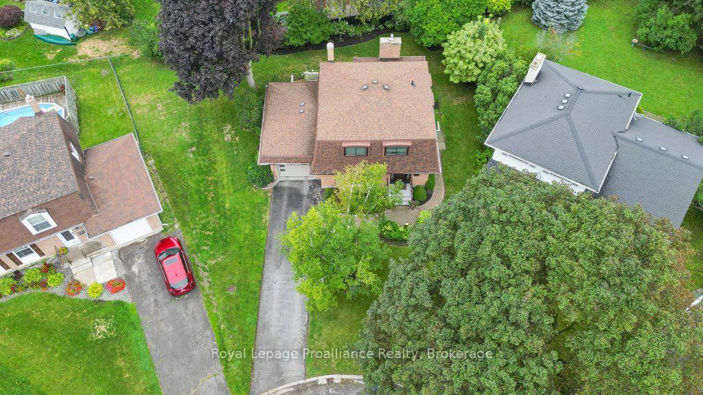Photo 46 of 18 Conger Place, Belleville, Belleville Ward — HOMEH