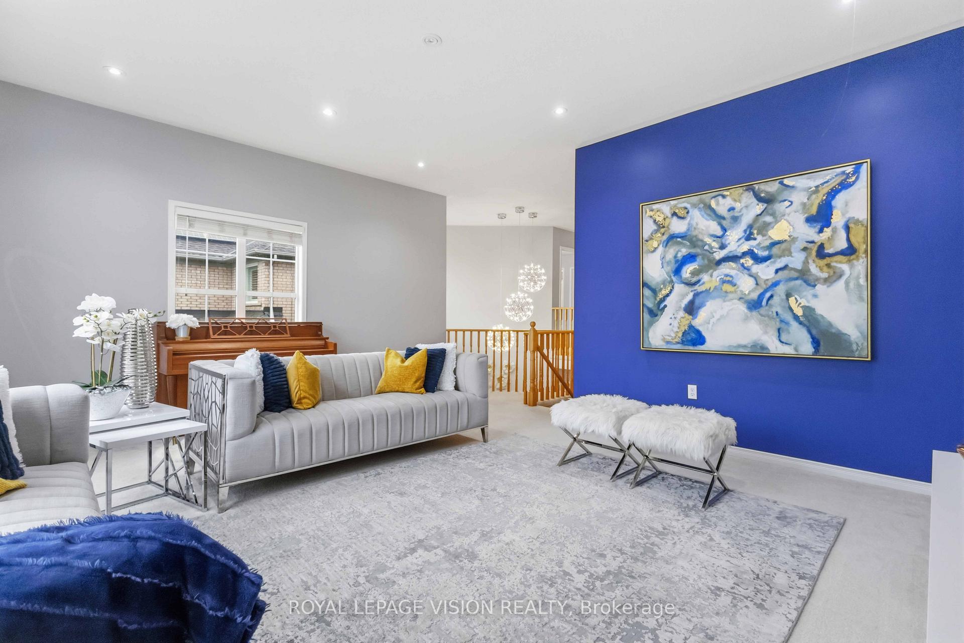 Photo 7 of 55 Medland Avenue E, Whitby, Williamsburg — HOMEH