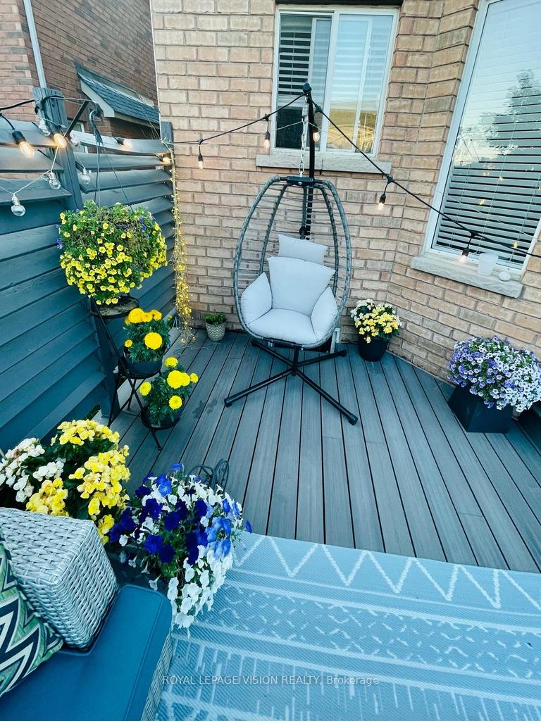 Photo 20 of 55 Medland Avenue E, Whitby, Williamsburg — HOMEH