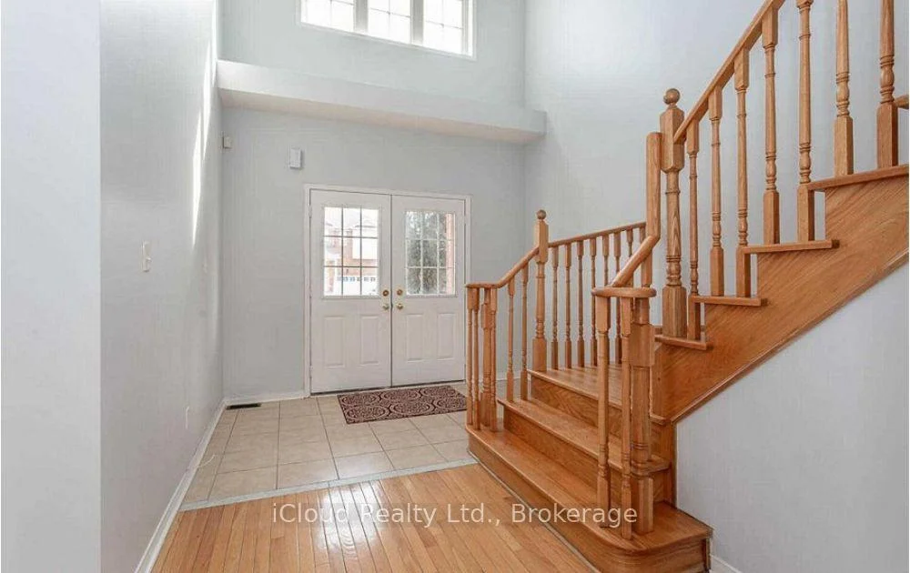 Photo 3 of 20 Owens Road, Brampton, Credit Valley — HOMEH