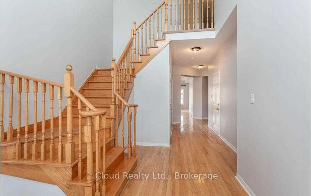 Photo 5 of 20 Owens Road, Brampton, Credit Valley — HOMEH