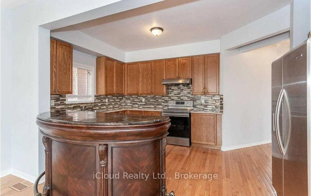 Photo 7 of 20 Owens Road, Brampton, Credit Valley — HOMEH