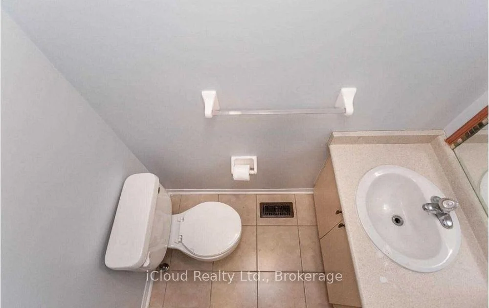 Photo 10 of 20 Owens Road, Brampton, Credit Valley — HOMEH