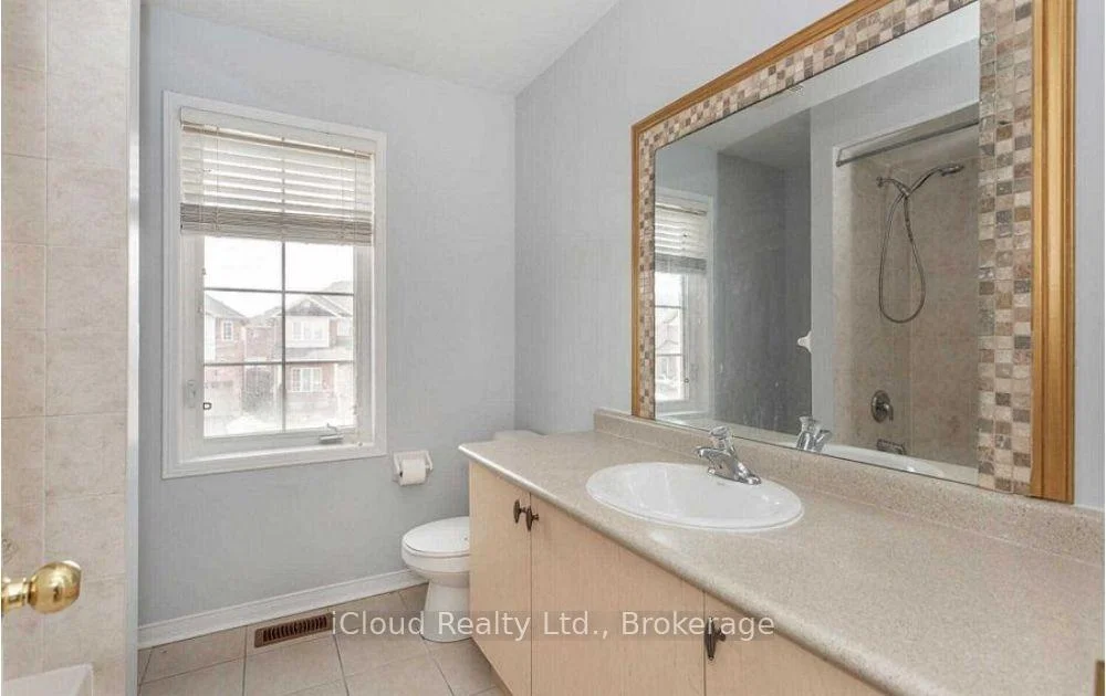 Photo 17 of 20 Owens Road, Brampton, Credit Valley — HOMEH