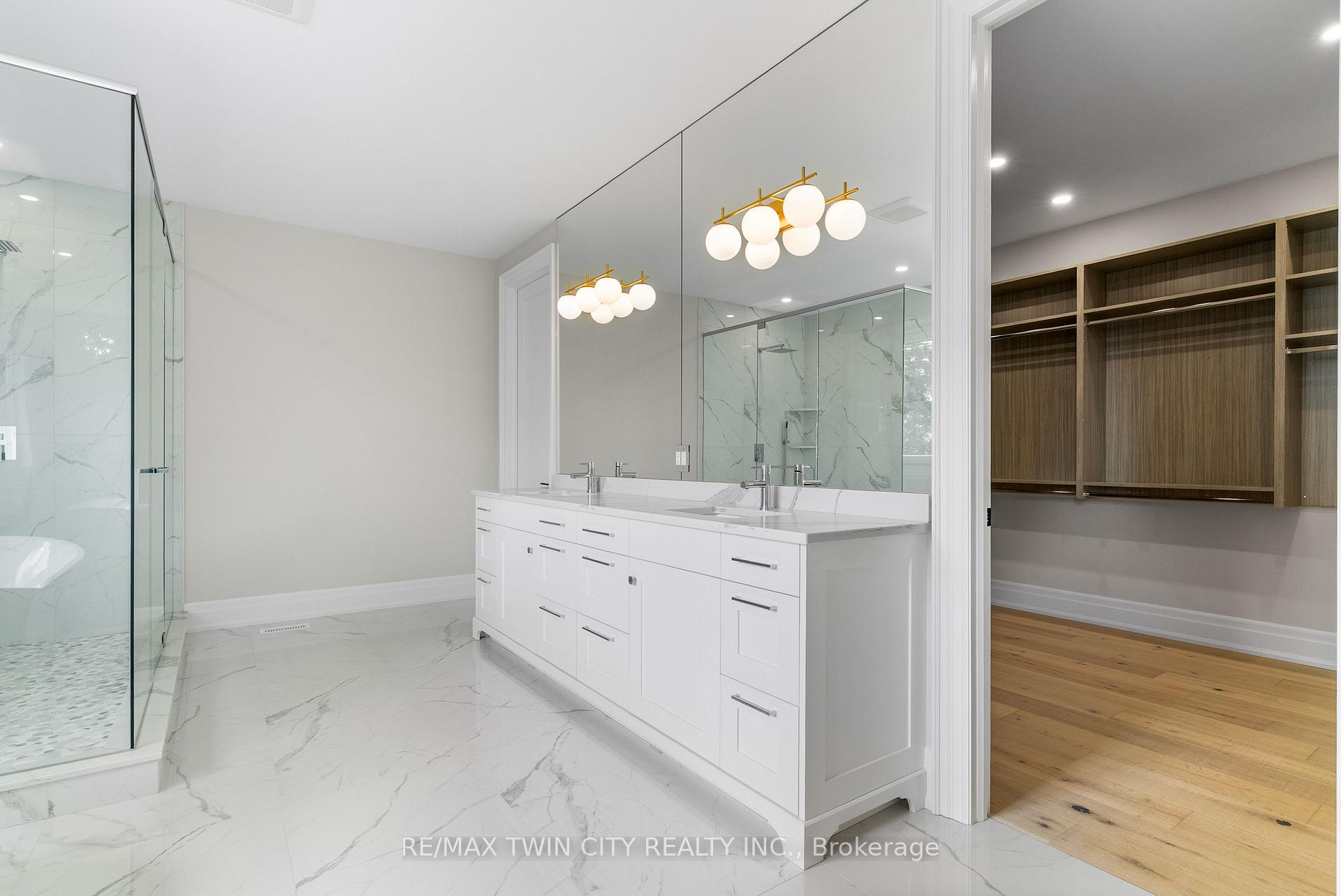 Photo 32 of 56 Pioneer Ridge Drive, Kitchener, Pioneer Tower West — HOMEH