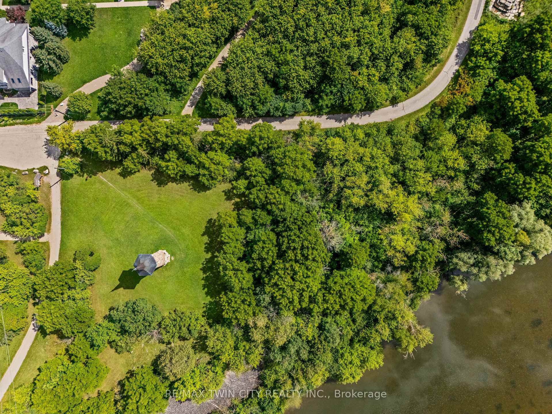 Photo 48 of 56 Pioneer Ridge Drive, Kitchener, Pioneer Tower West — HOMEH