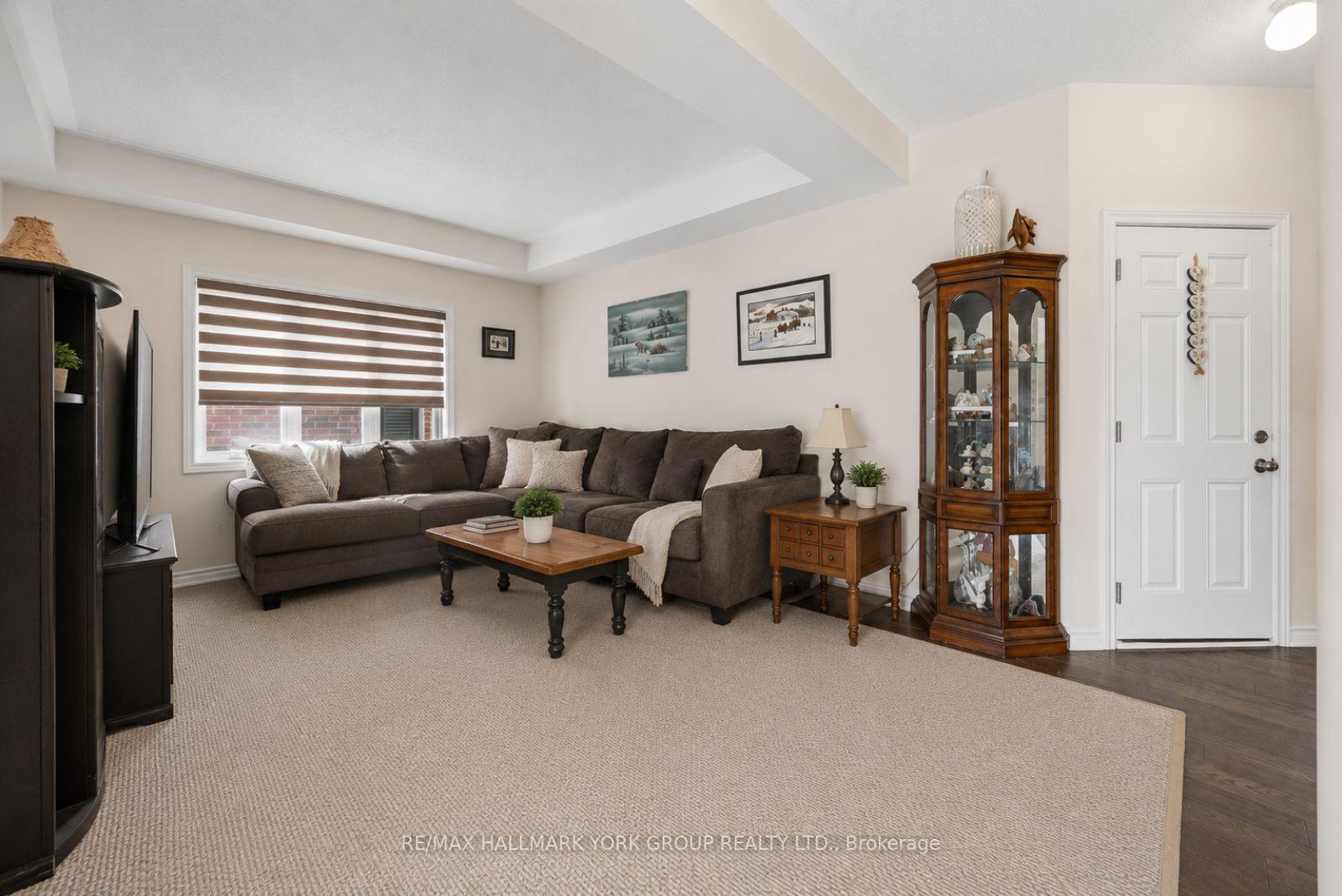 Photo 3 of 45 Furniss Street, Brock, Beaverton — HOMEH