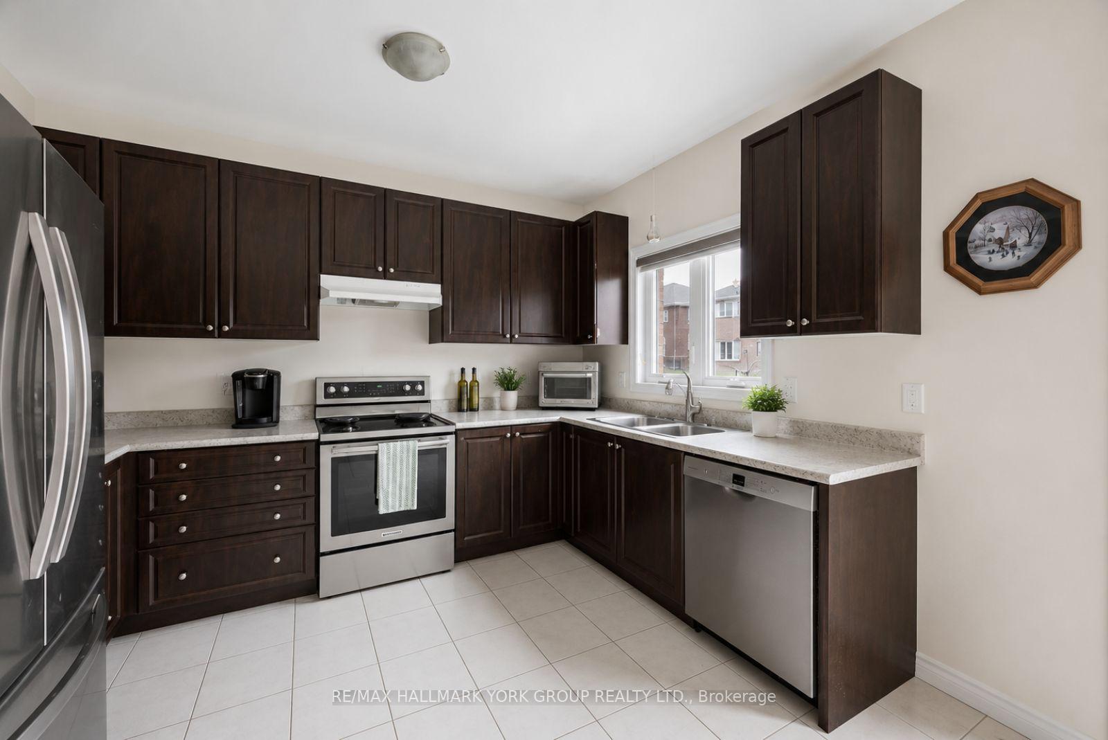 Photo 7 of 45 Furniss Street, Brock, Beaverton — HOMEH