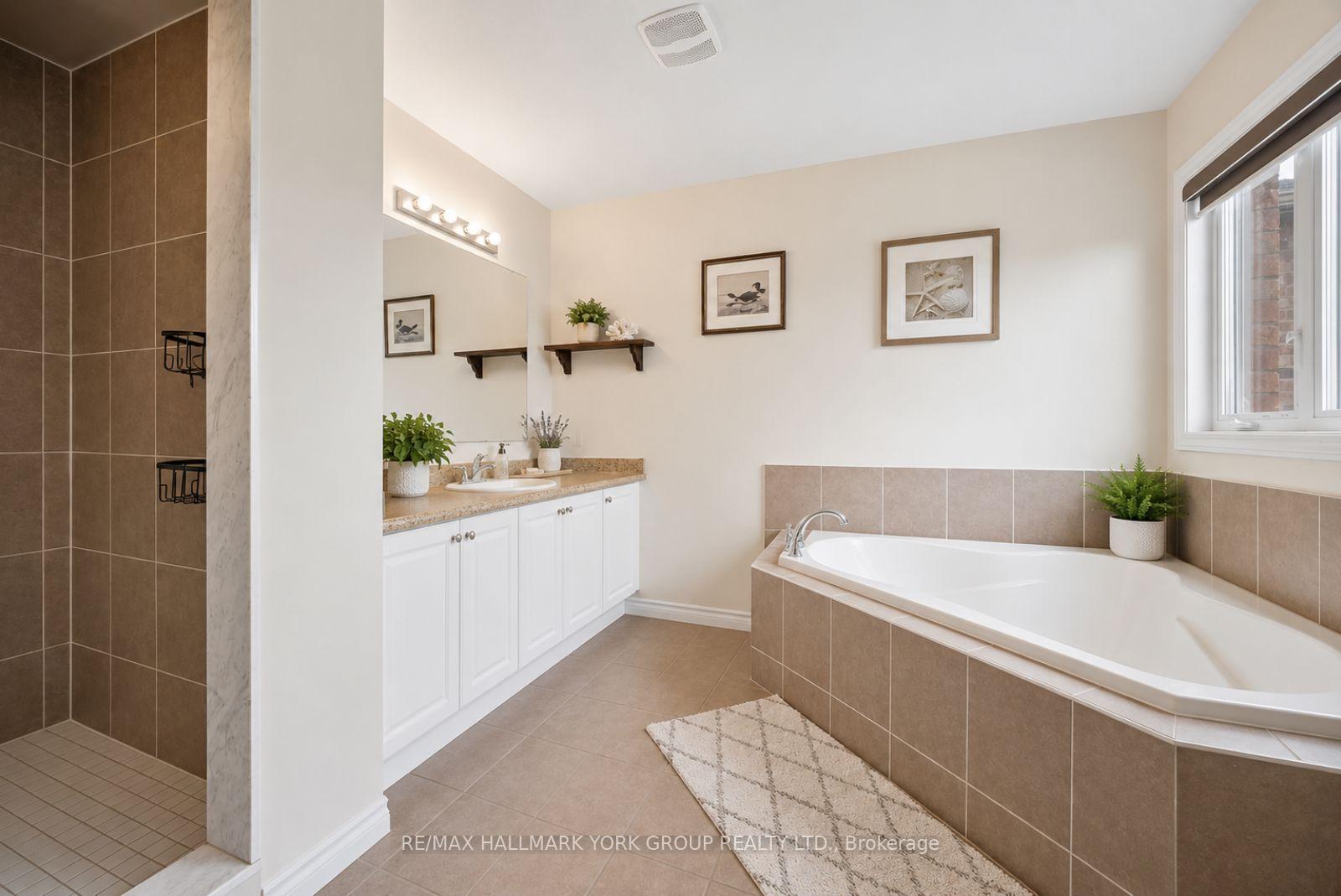 Photo 14 of 45 Furniss Street, Brock, Beaverton — HOMEH
