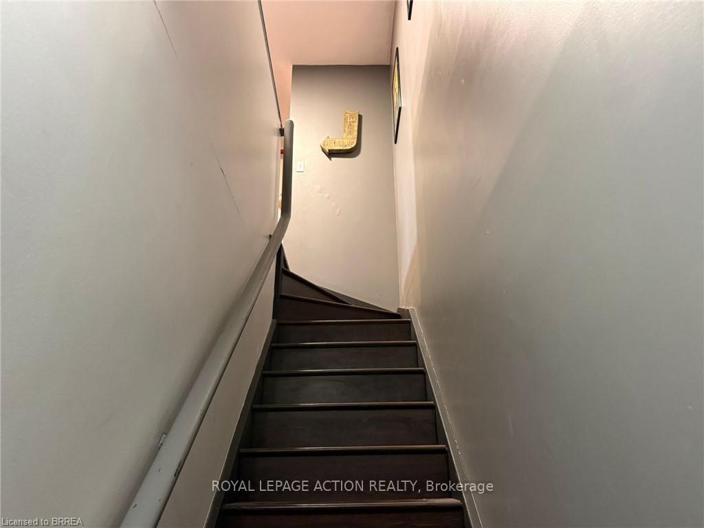 Photo 11 of Unit 18, 12 Bridgeport Road E, Waterloo, Beechwood/University — HOMEH