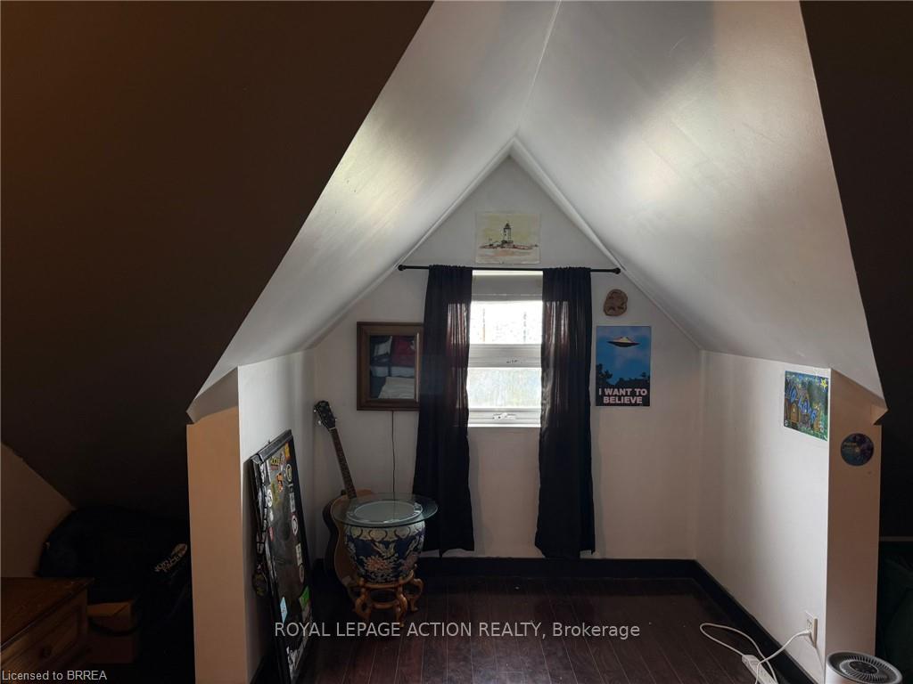 Photo 18 of Unit 18, 12 Bridgeport Road E, Waterloo, Beechwood/University — HOMEH