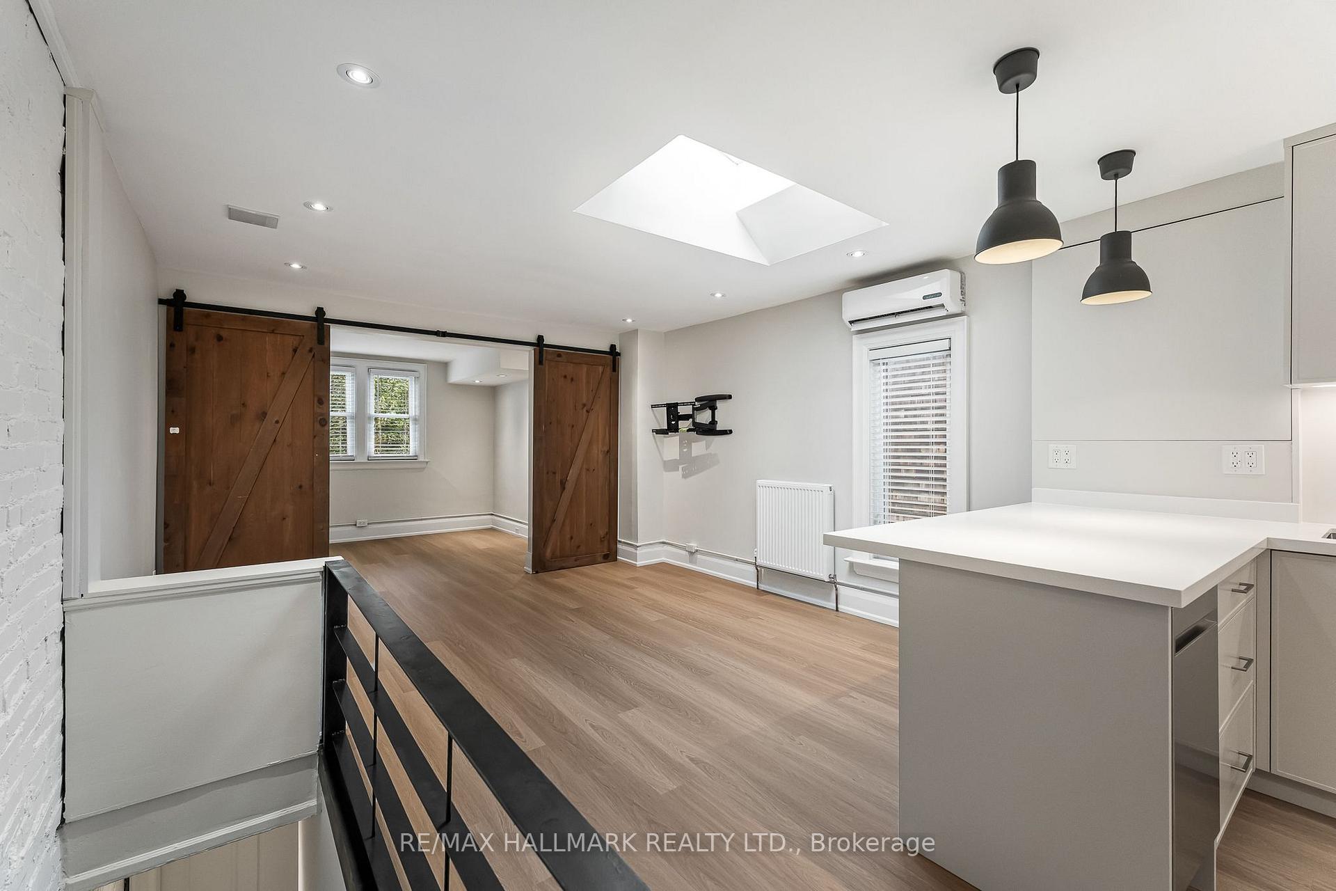 Photo 1 of Unit Upper, 229 Kingston Road, Toronto, The Beaches — HOMEH
