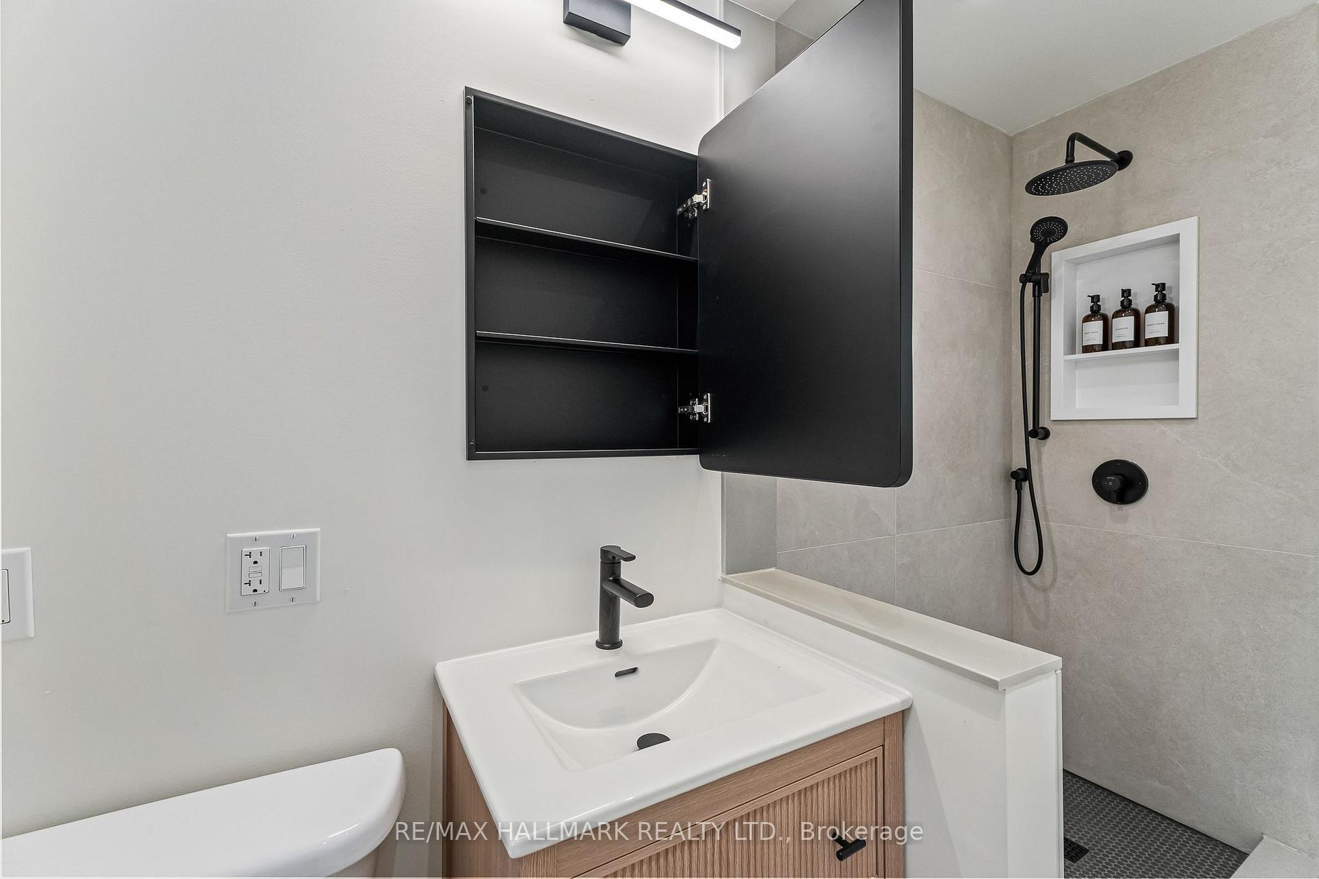 Photo 28 of Unit Upper, 229 Kingston Road, Toronto, The Beaches — HOMEH