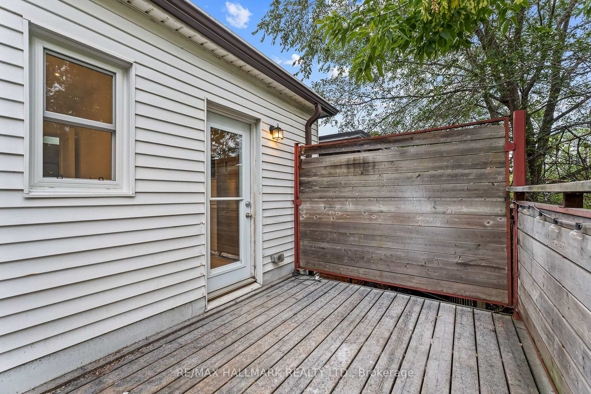 Photo 32 of Unit Upper, 229 Kingston Road, Toronto, The Beaches — HOMEH