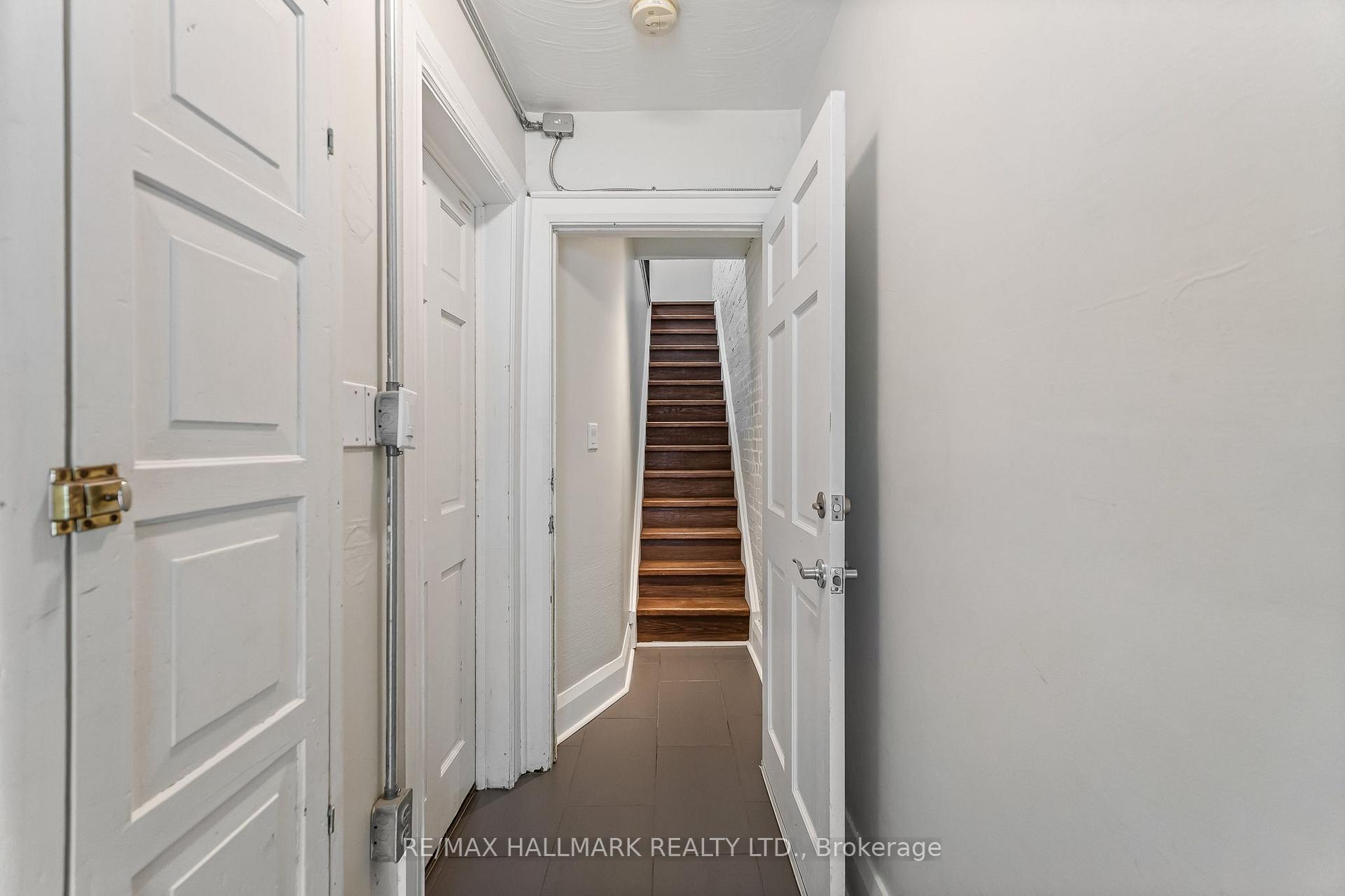 Photo 33 of Unit Upper, 229 Kingston Road, Toronto, The Beaches — HOMEH