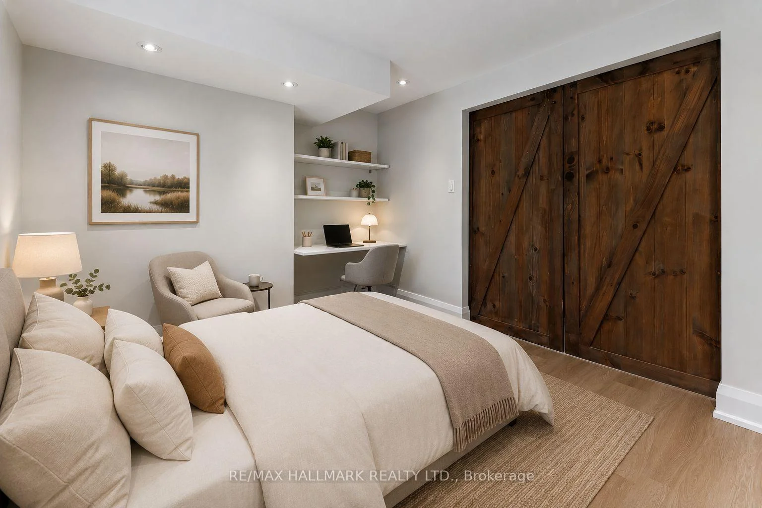 Photo 18 of Unit Upper, 229 Kingston Road, Toronto, The Beaches — HOMEH