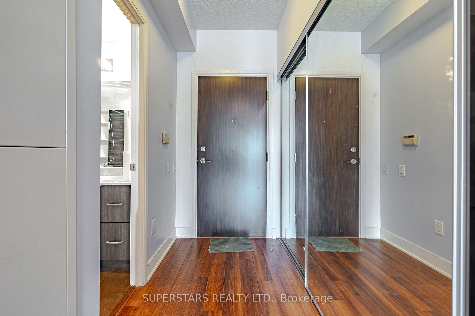 Photo 3 of Unit 318, 7608 Yonge Street, Vaughan, Crestwood-Springfarm-Yorkhill — HOMEH