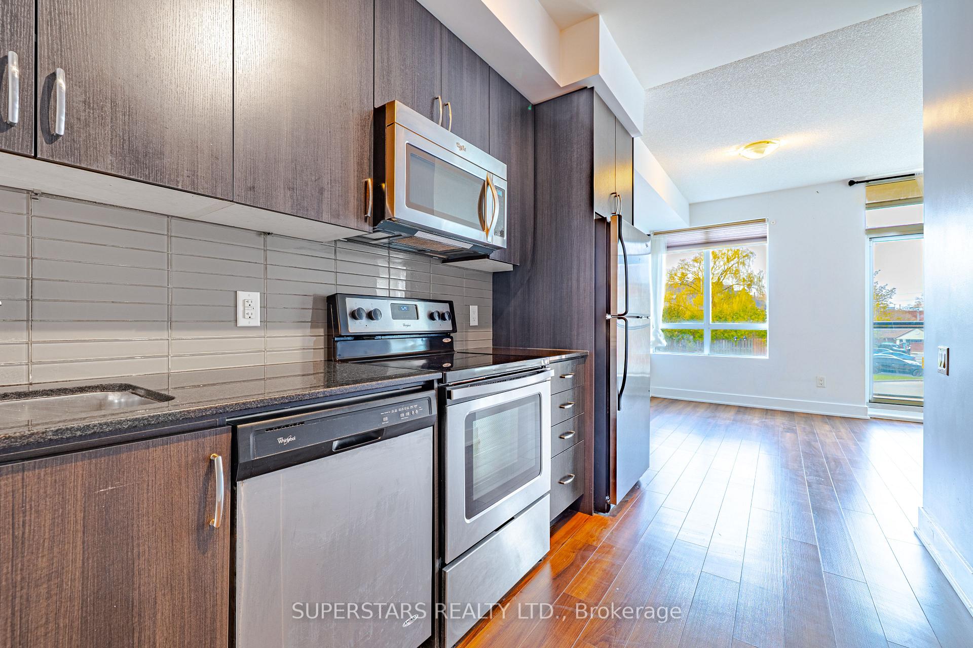 Photo 6 of Unit 318, 7608 Yonge Street, Vaughan, Crestwood-Springfarm-Yorkhill — HOMEH