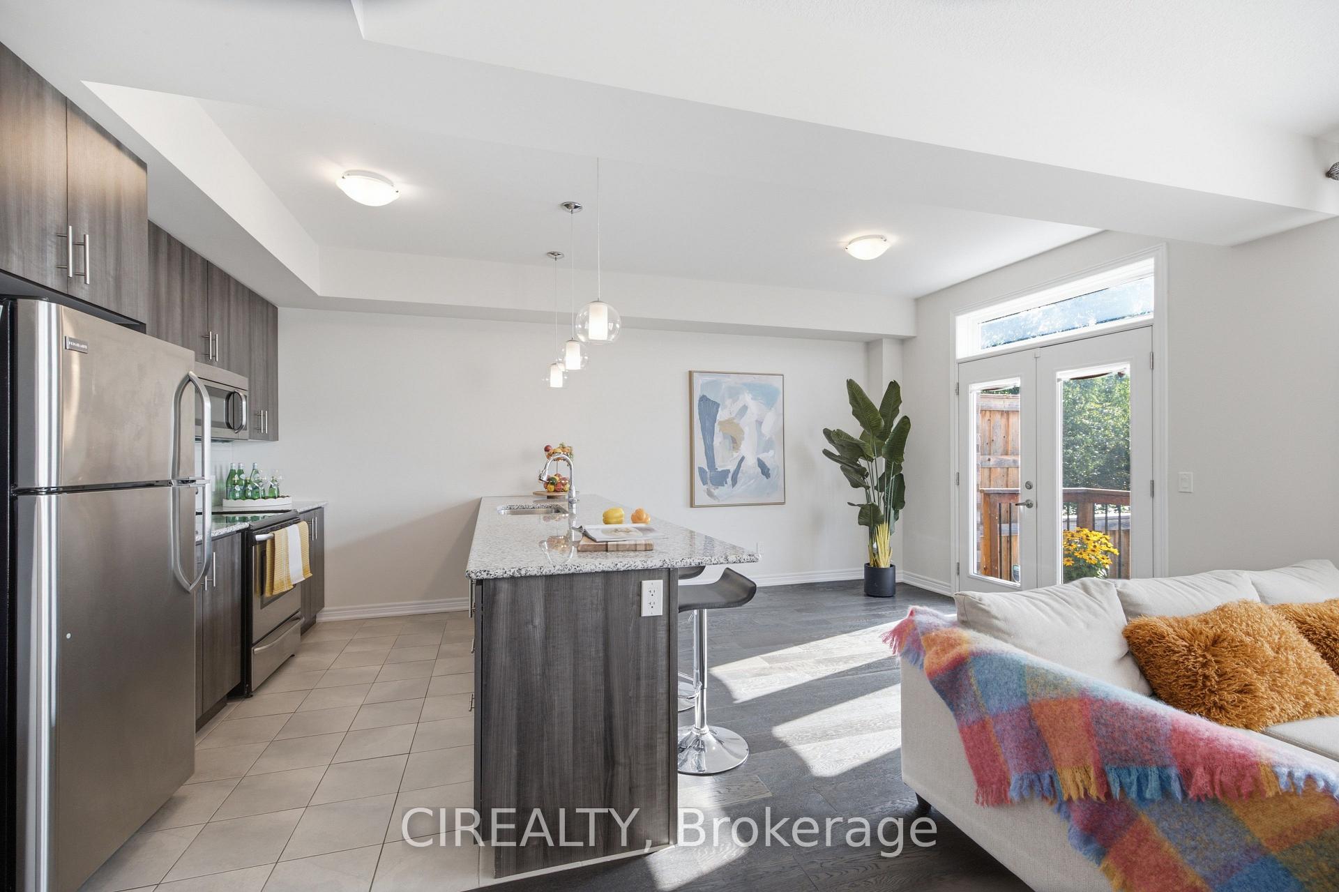 Photo 13 of 3352 Stalybridge Road, Oakville, Bronte Creek — HOMEH