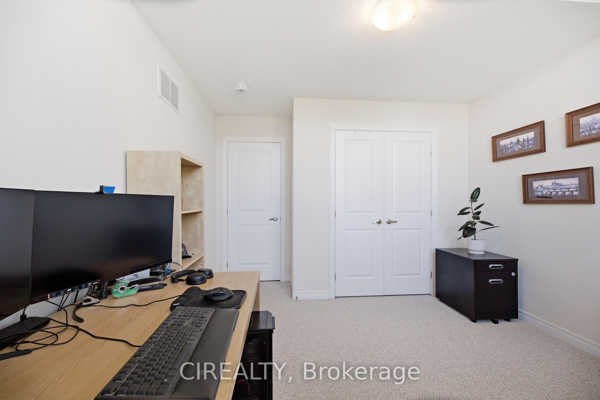 Photo 24 of 3352 Stalybridge Road, Oakville, Bronte Creek — HOMEH