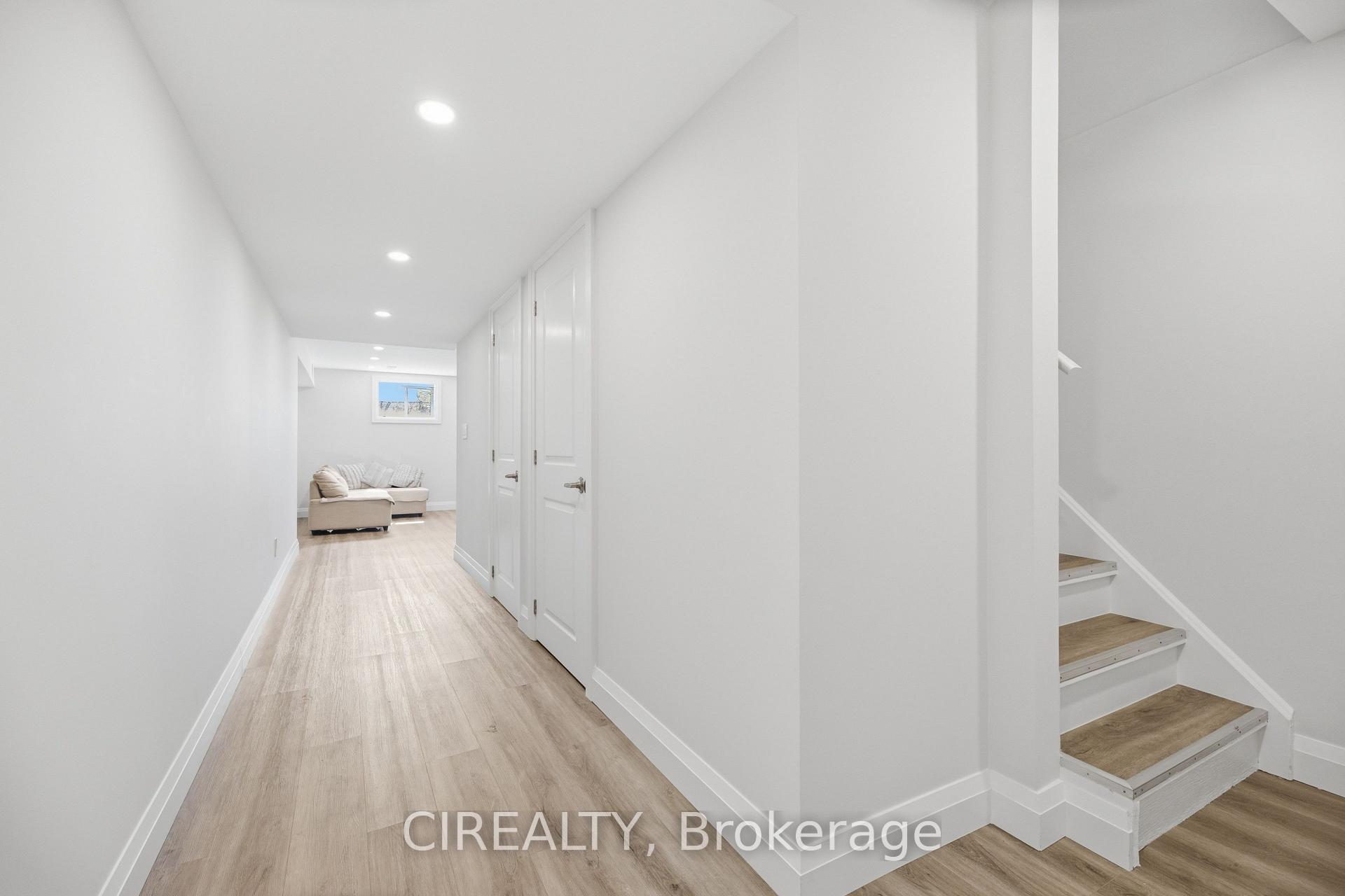 Photo 26 of 3352 Stalybridge Road, Oakville, Bronte Creek — HOMEH