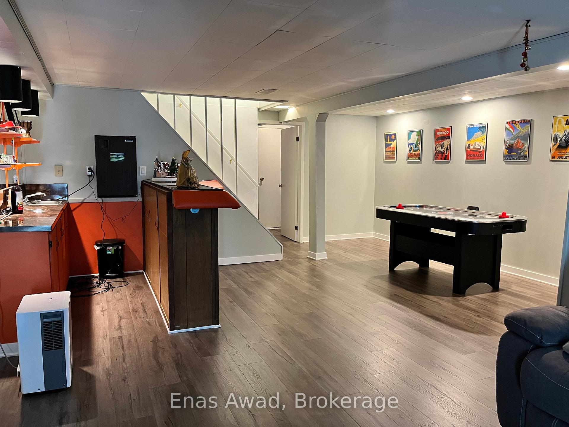 Photo 10 of 2026 Kings Grove Crescent, Ottawa, Beacon Hill North — HOMEH