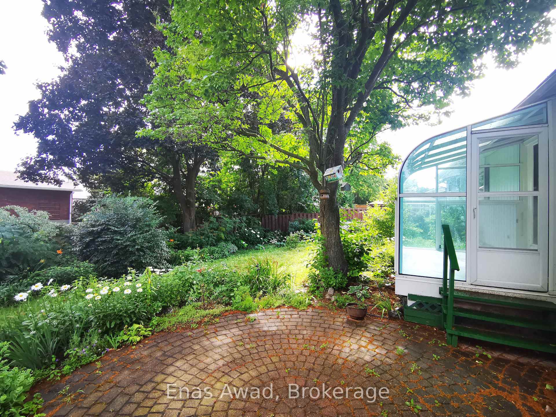 Photo 16 of 2026 Kings Grove Crescent, Ottawa, Beacon Hill North — HOMEH