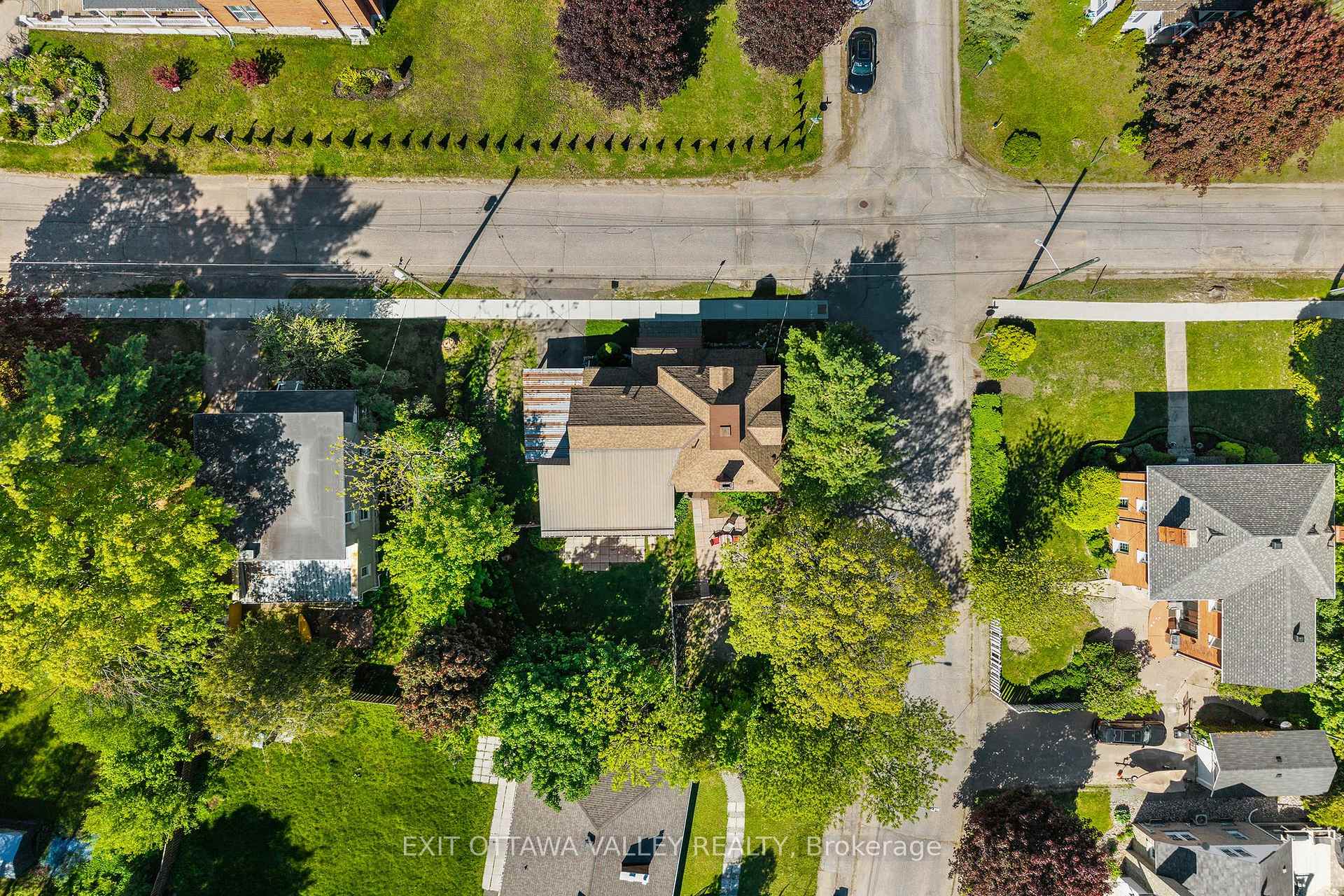 Photo 30 of 283 & 285 William Street, Pembroke, Pembroke — HOMEH