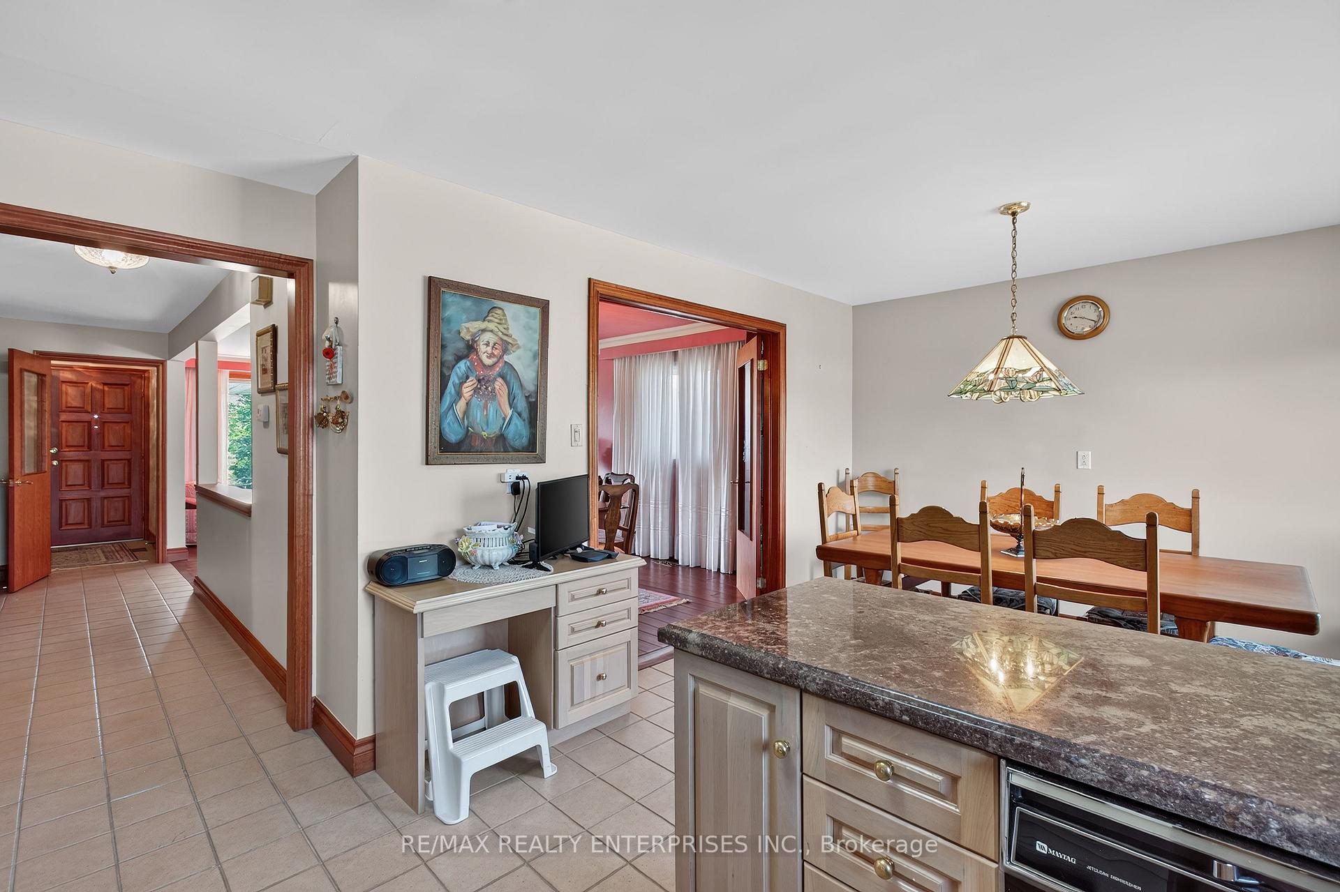 Photo 20 of 3 Slane Court, Etobicoke, West Humber-Clairville — HOMEH
