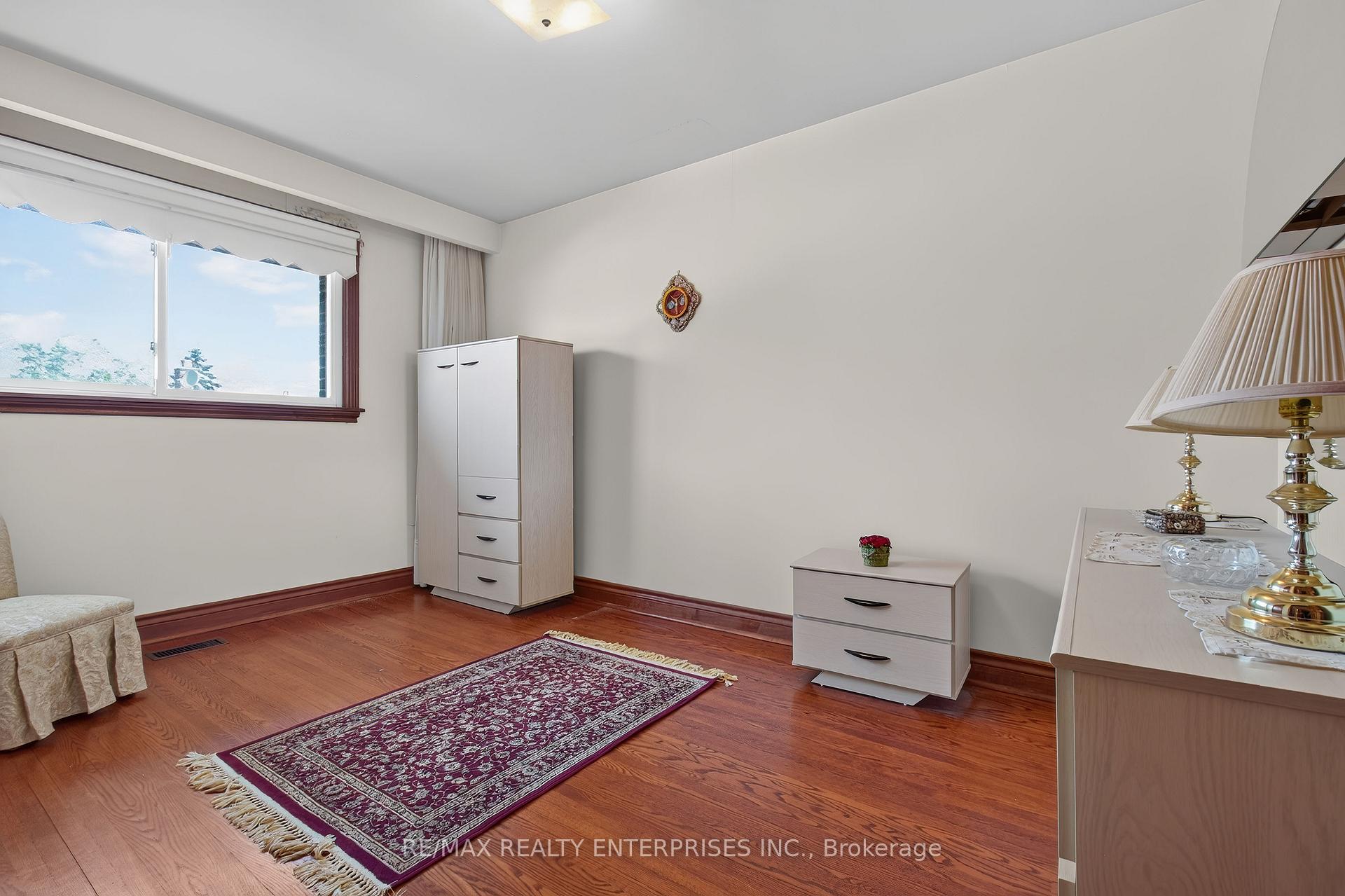 Photo 26 of 3 Slane Court, Etobicoke, West Humber-Clairville — HOMEH