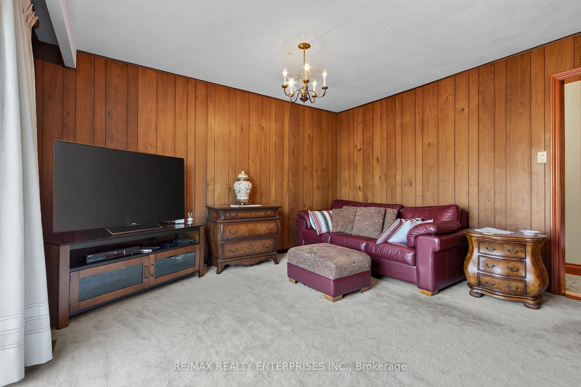 Photo 33 of 3 Slane Court, Etobicoke, West Humber-Clairville — HOMEH