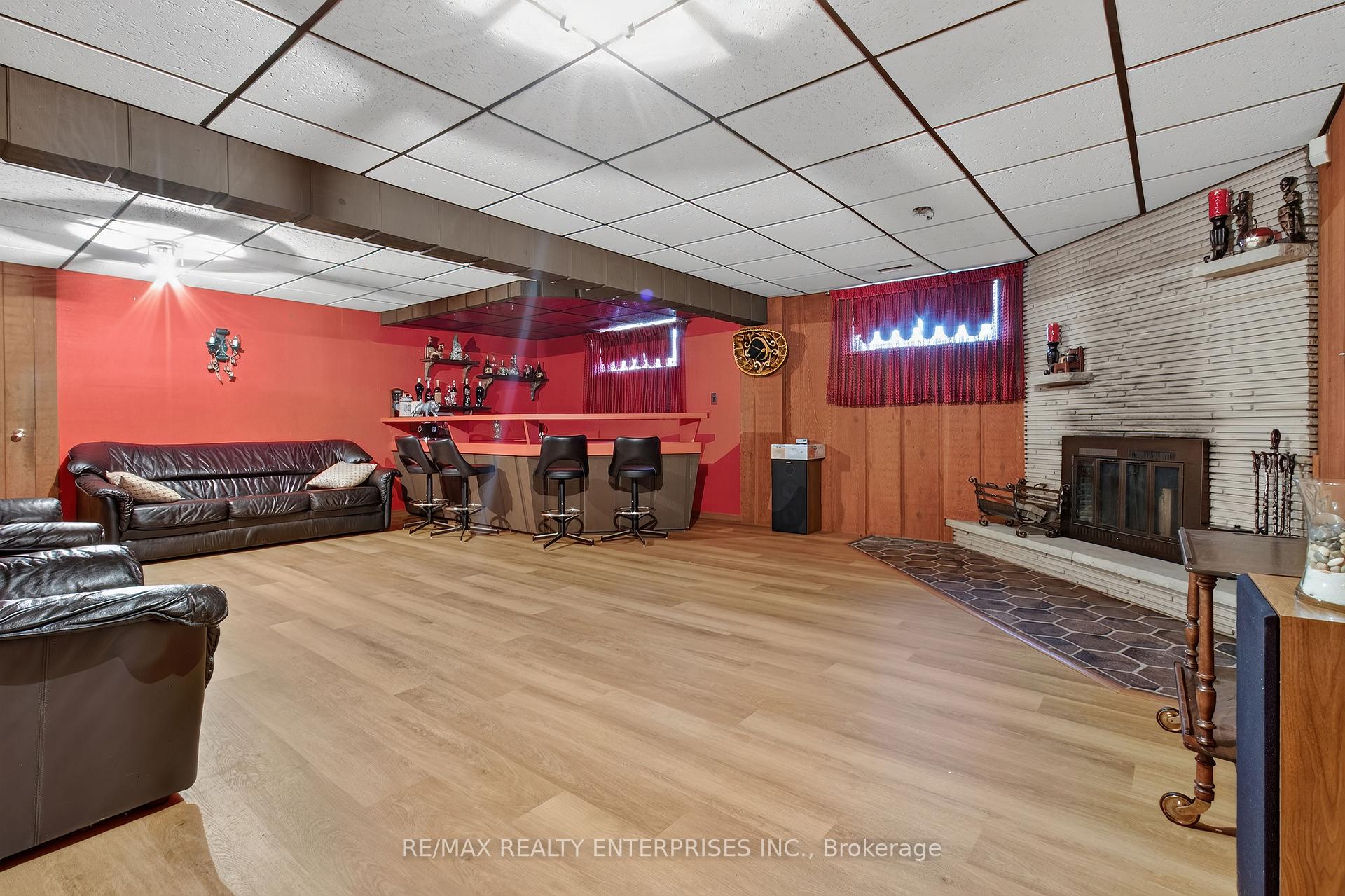 Photo 37 of 3 Slane Court, Etobicoke, West Humber-Clairville — HOMEH