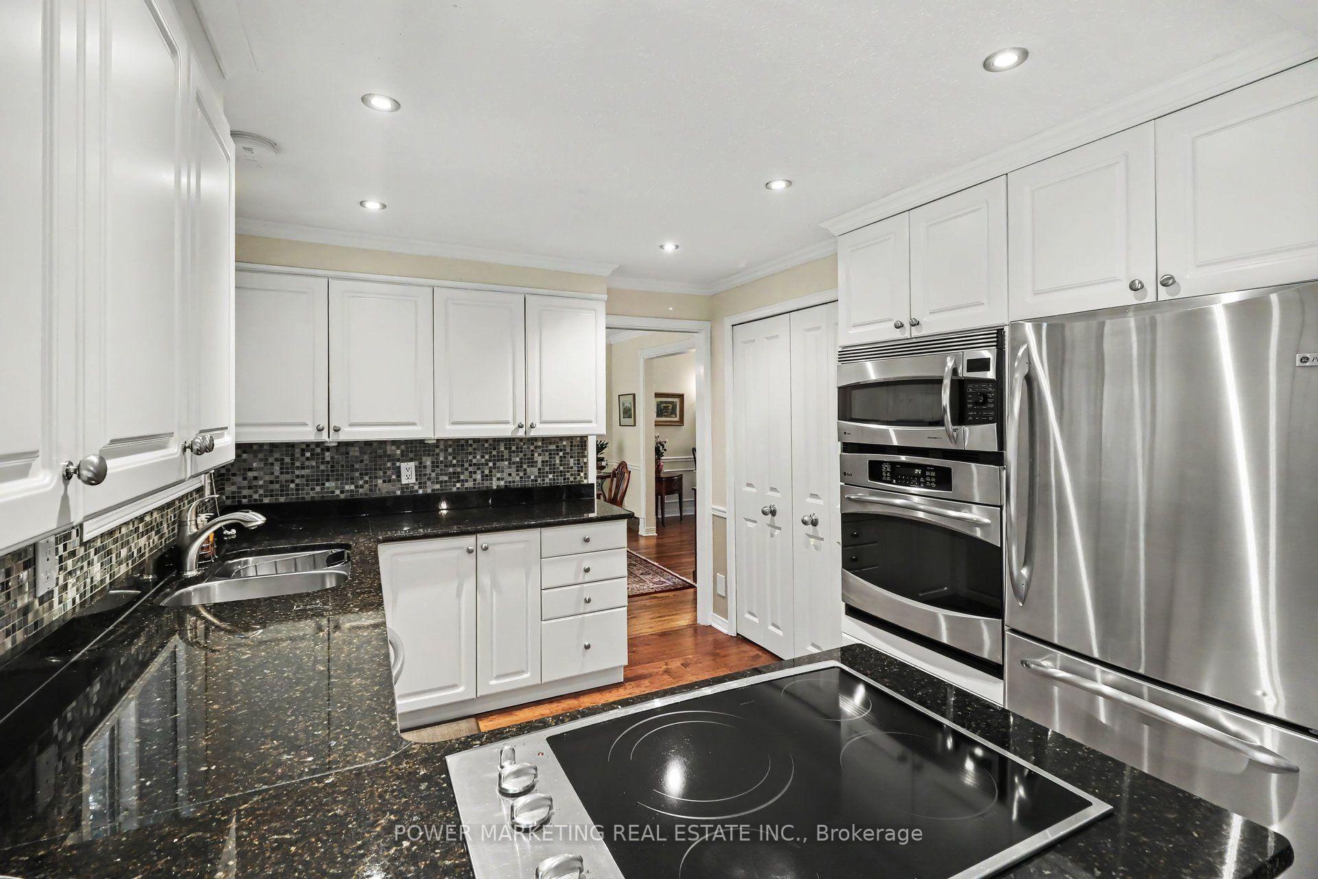 Photo 11 of 29 Okanagan Drive, Ottawa, Bruce Farm/Graham Park/Qualicum/Bellands — HOMEH