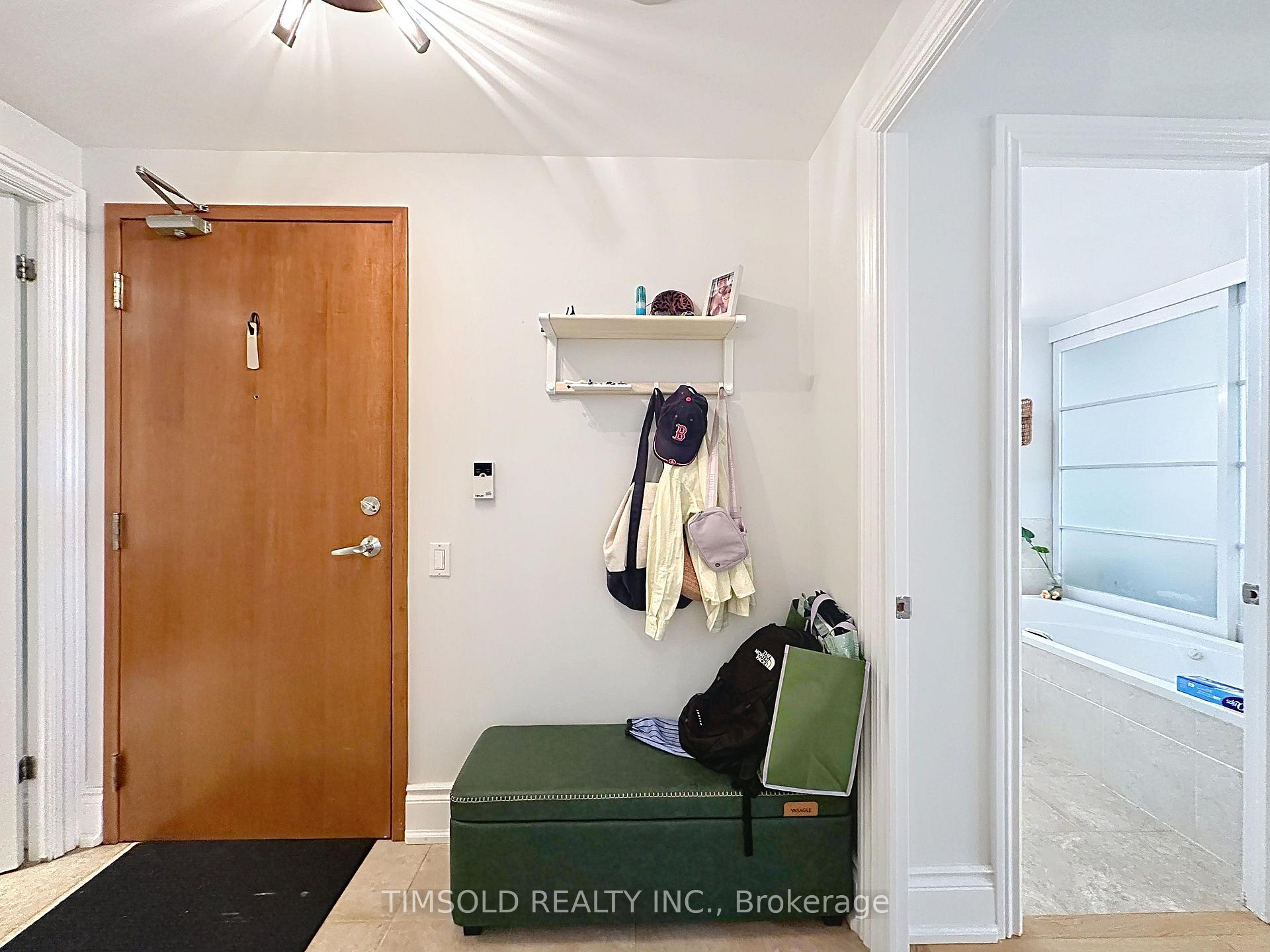 Photo 7 of Unit 708W, 500 Queens Quay W, Toronto, Waterfront Communities — HOMEH