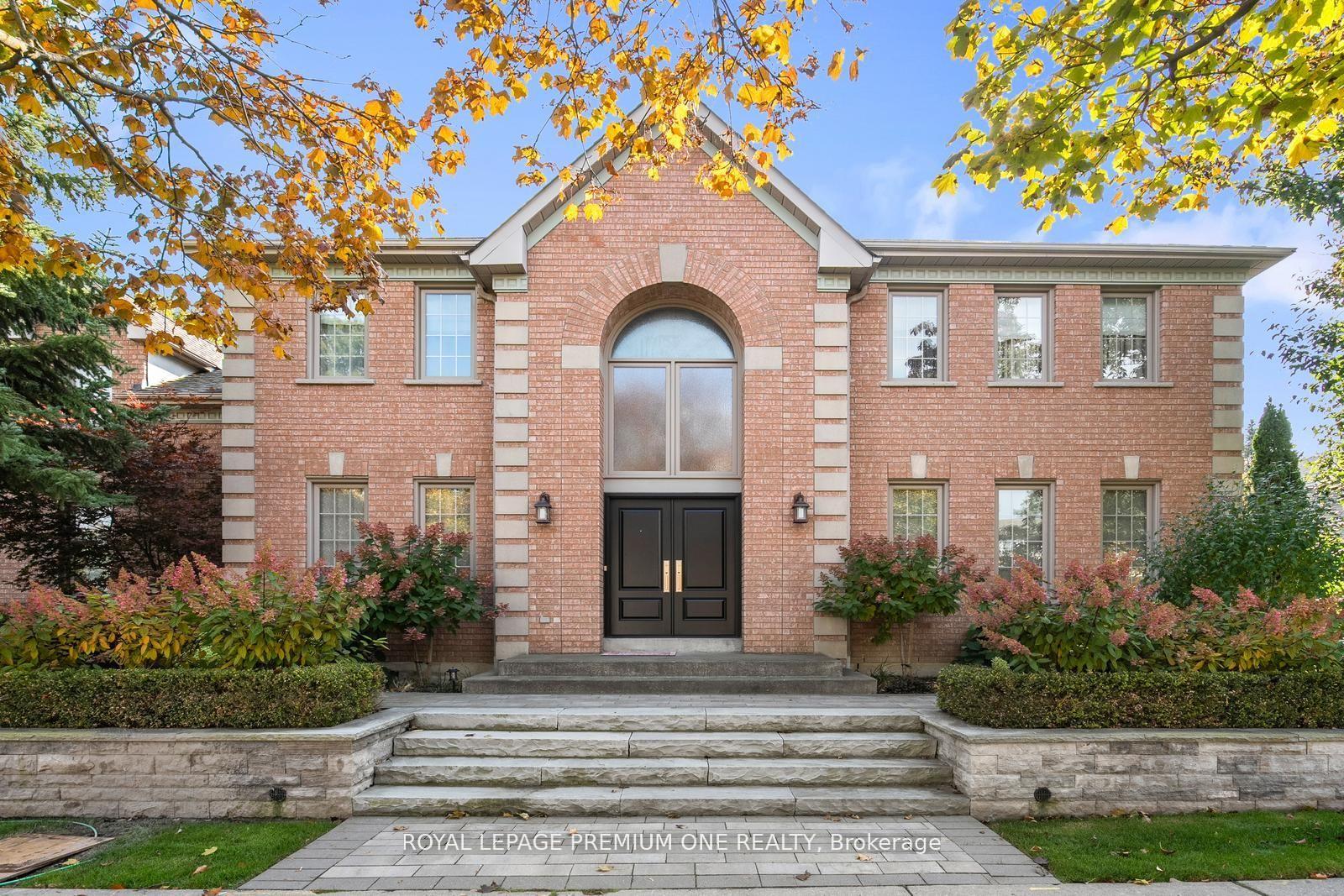Photo 1 of 536 Village Parkway, Markham, Unionville — HOMEH