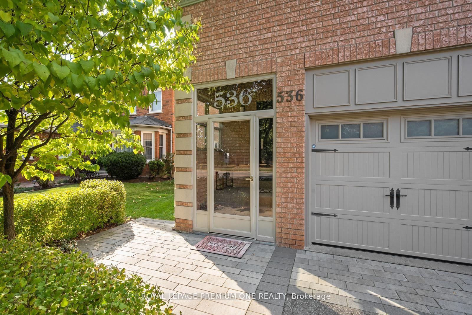 Photo 3 of 536 Village Parkway, Markham, Unionville — HOMEH