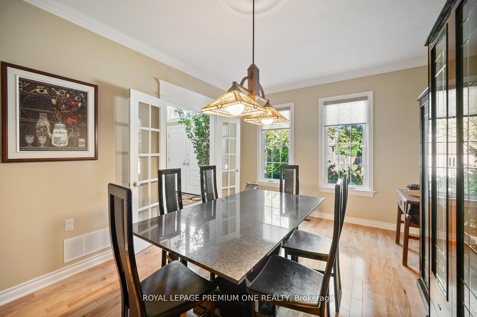 Photo 19 of 536 Village Parkway, Markham, Unionville — HOMEH