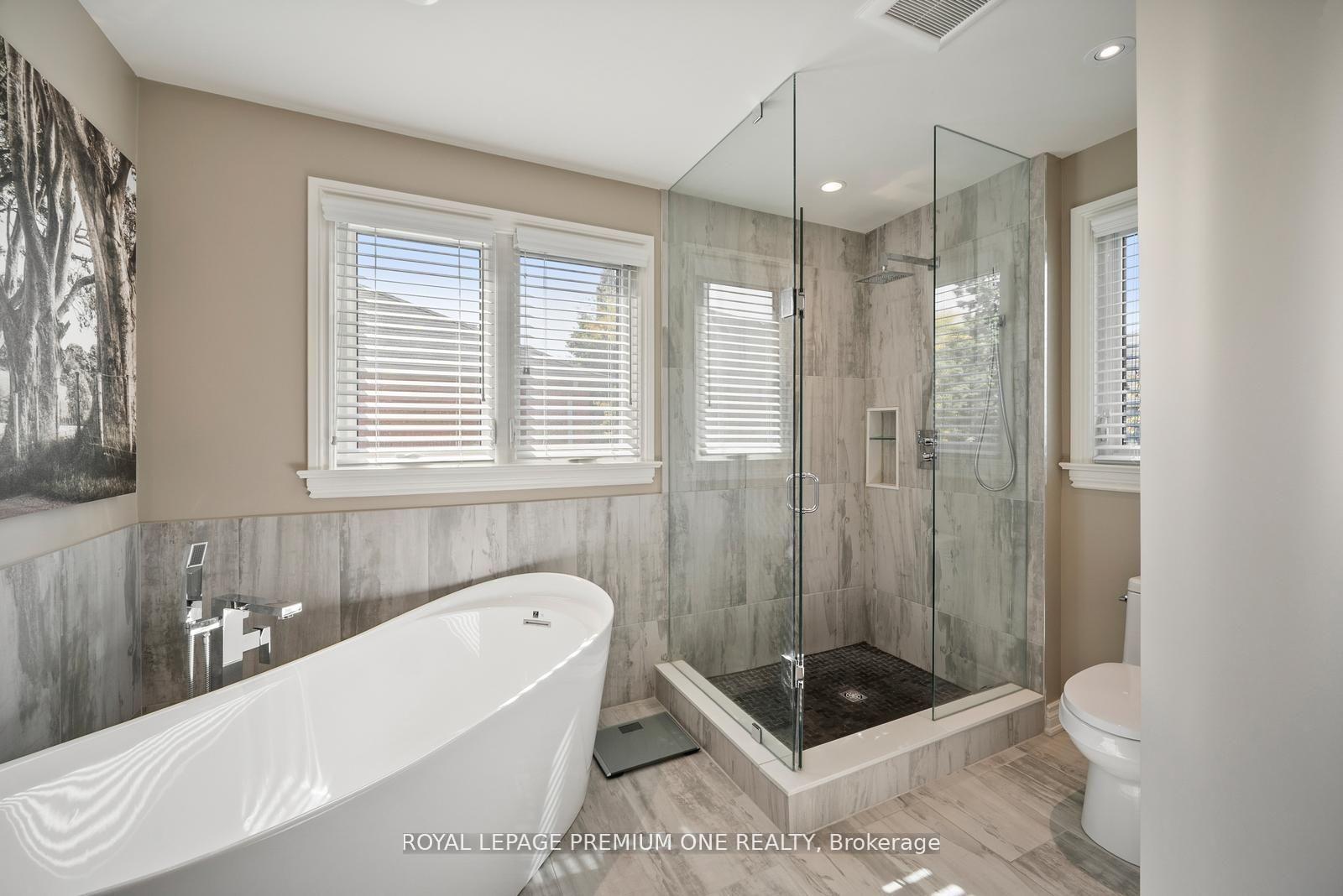 Photo 27 of 536 Village Parkway, Markham, Unionville — HOMEH