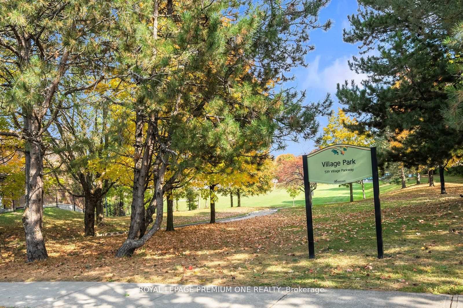 Photo 49 of 536 Village Parkway, Markham, Unionville — HOMEH