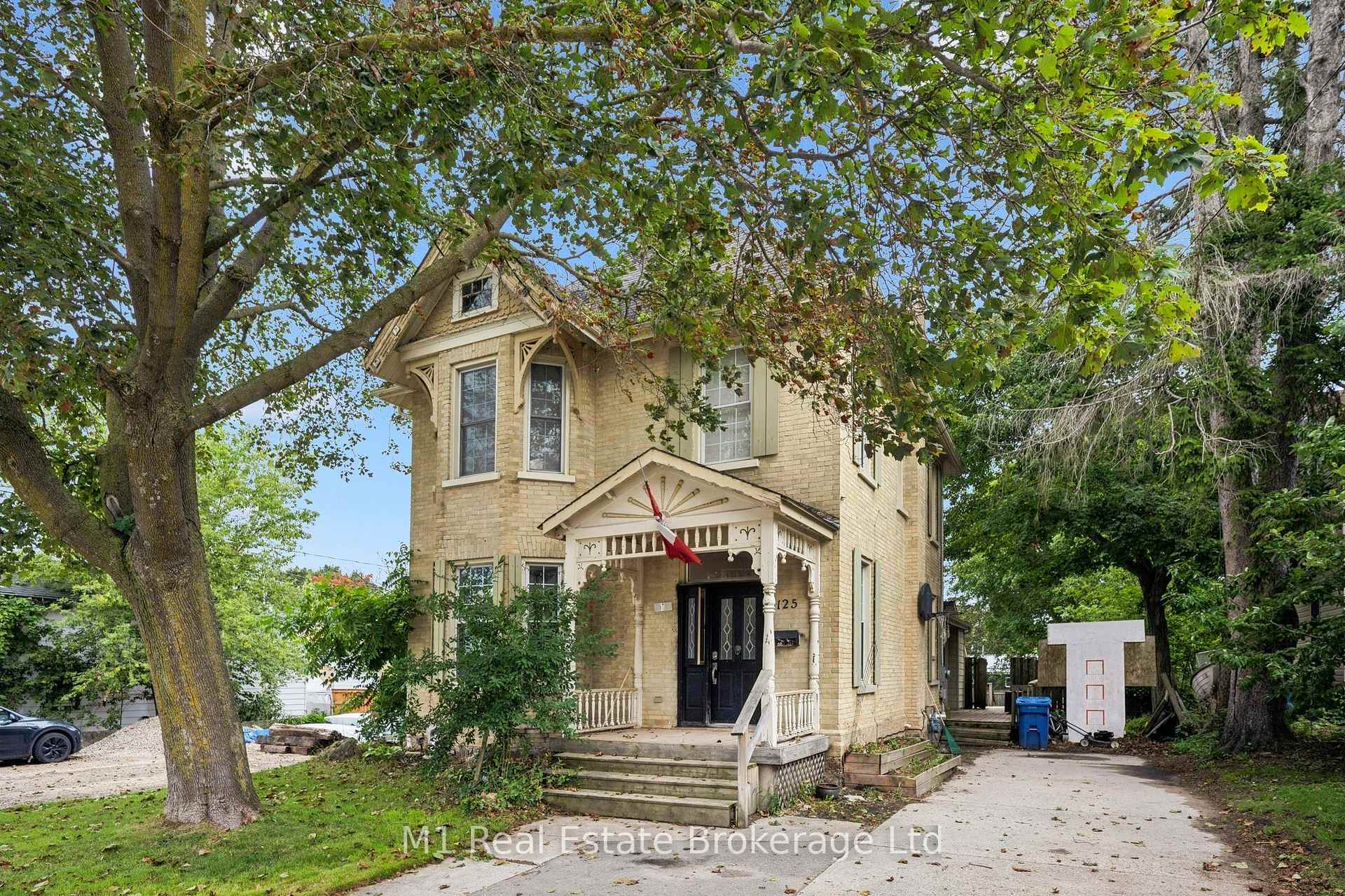 Photo 2 of 125 Elora Street S, Minto — HOMEH