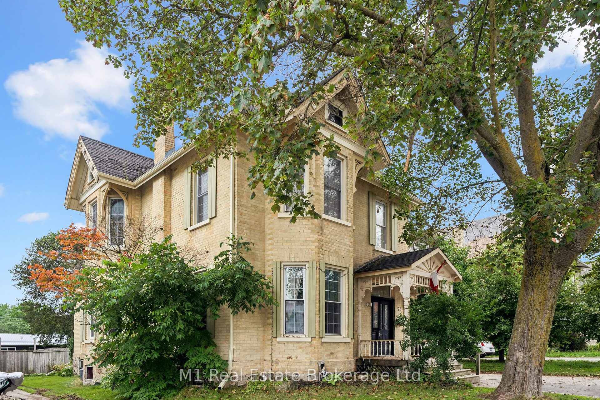 Photo 3 of 125 Elora Street S, Minto — HOMEH