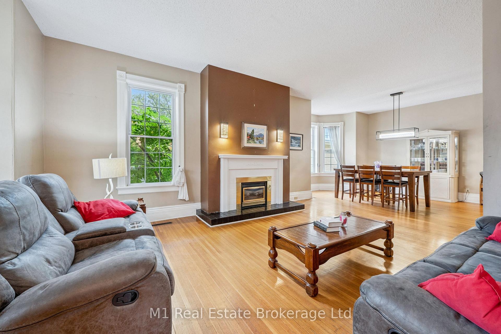 Photo 8 of 125 Elora Street S, Minto — HOMEH