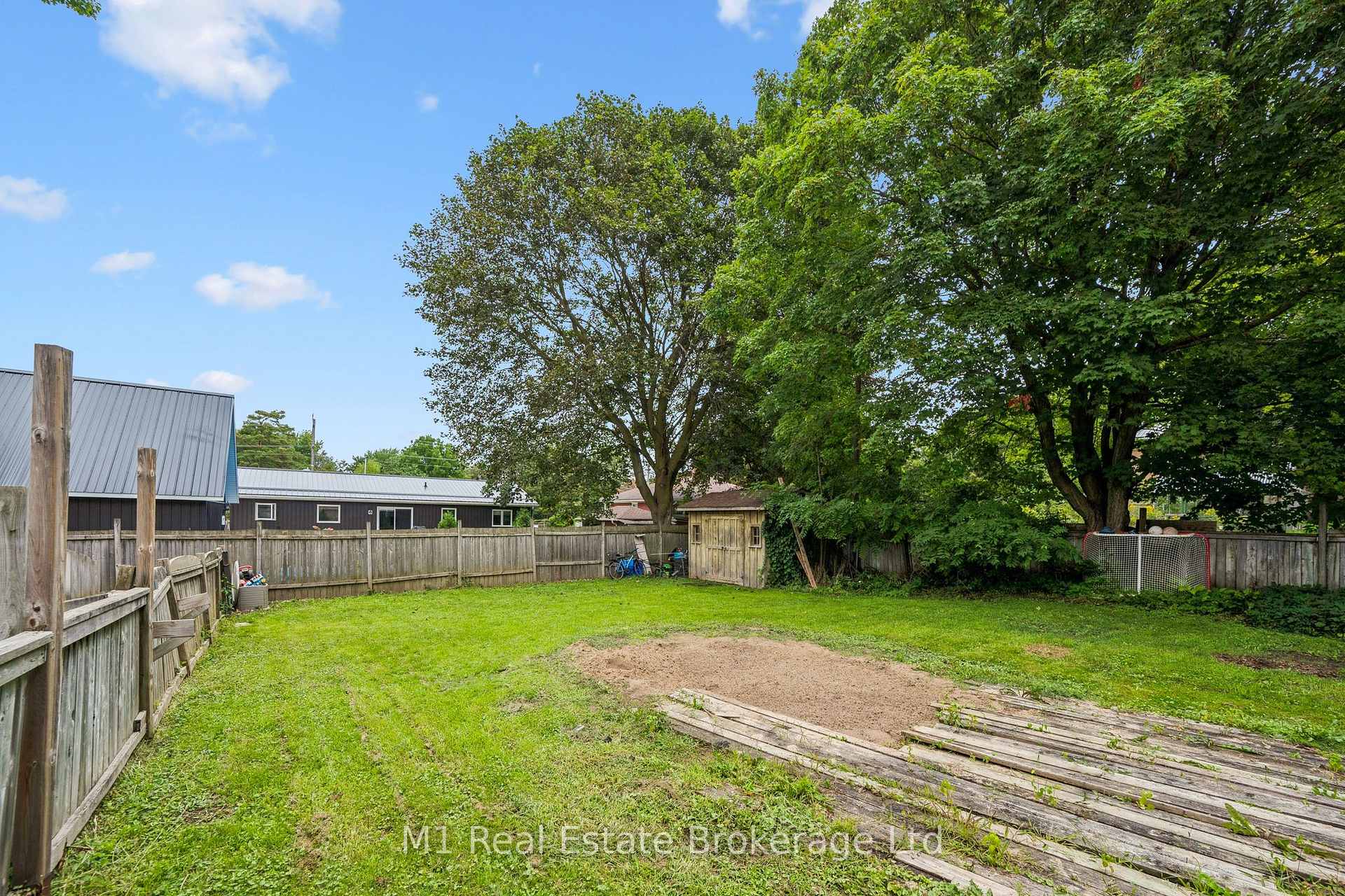 Photo 32 of 125 Elora Street S, Minto — HOMEH