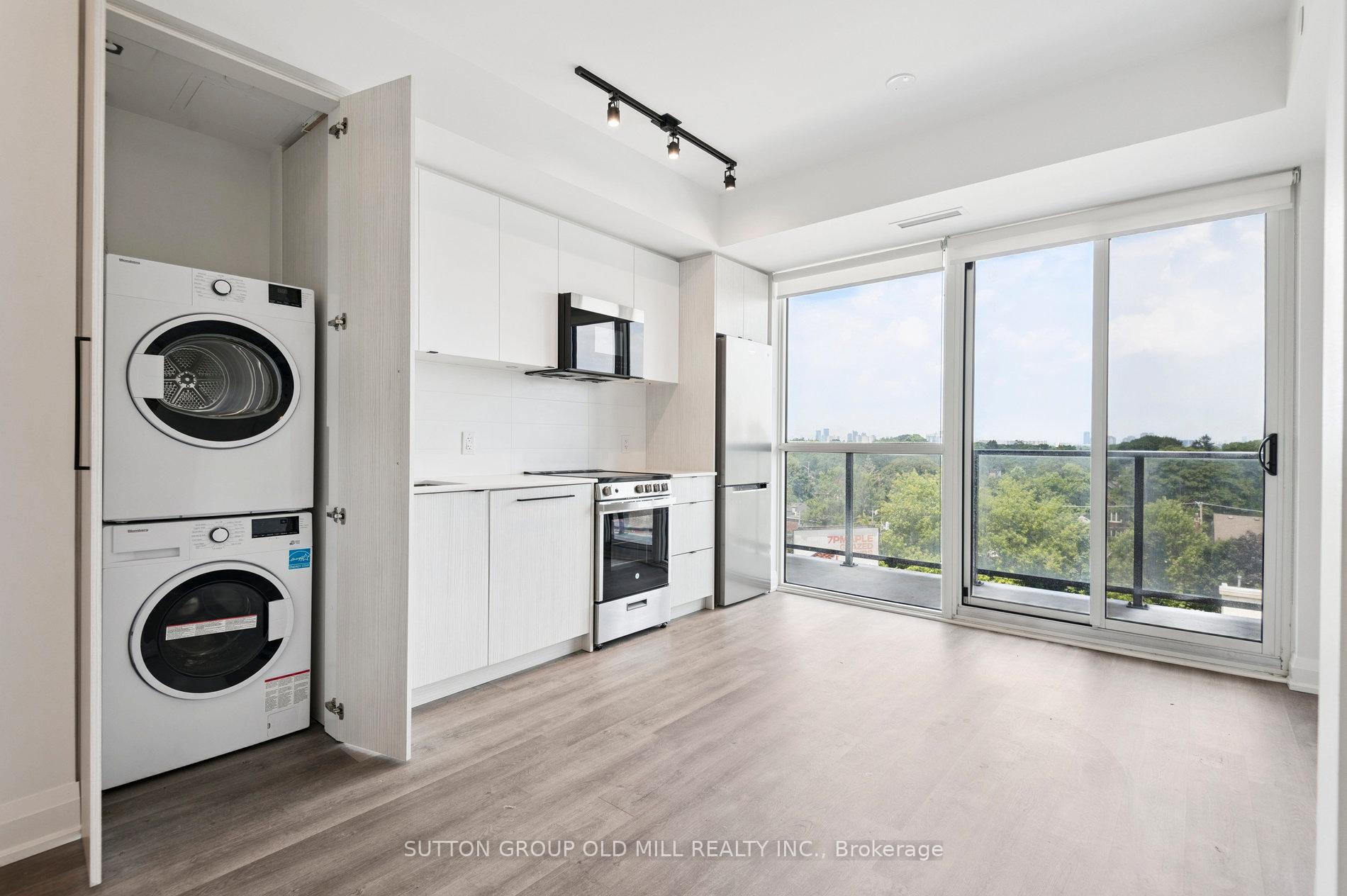 Photo 6 of Unit 607, 2369 Danforth Avenue E, Toronto, East End-Danforth — HOMEH